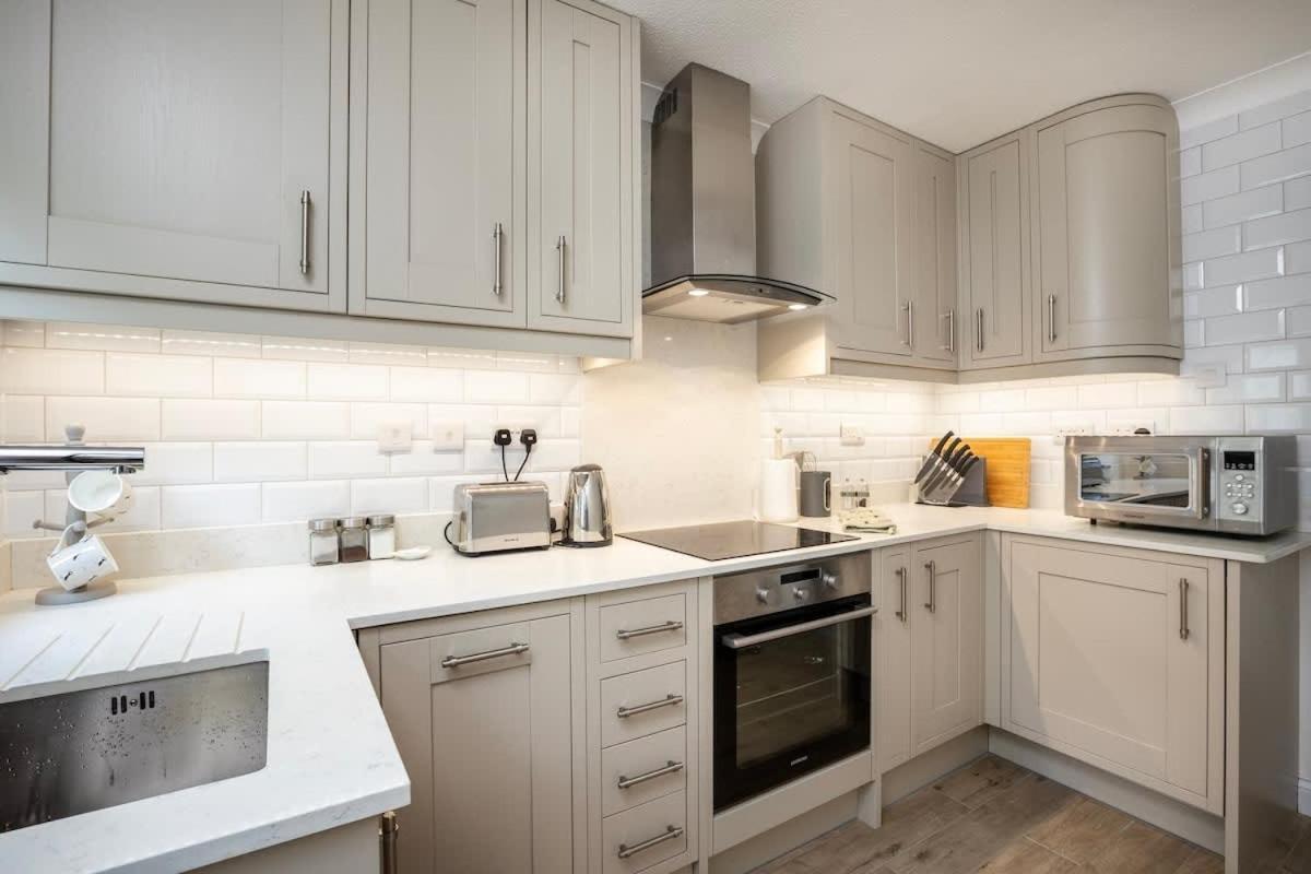 Fabulous High Street Townhouse With Stunning Views & Parking At 'Eagles Nest' Villa Falmouth Luaran gambar