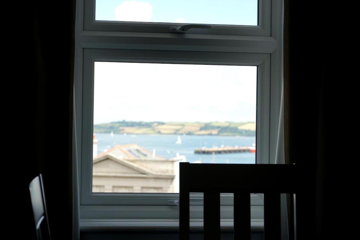 Fabulous High Street Townhouse With Stunning Views & Parking At 'Eagles Nest' Villa Falmouth Luaran gambar