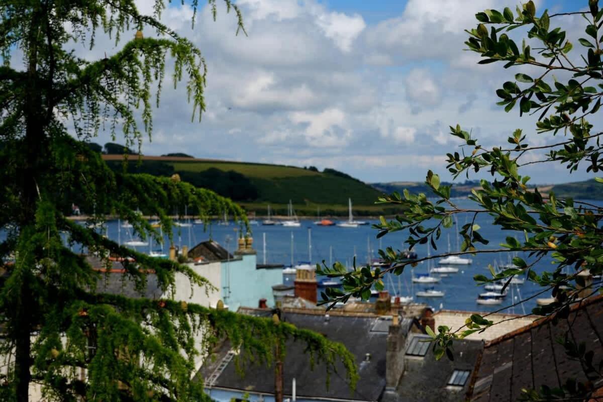 Fabulous High Street Townhouse With Stunning Views & Parking At 'Eagles Nest' Villa Falmouth Luaran gambar